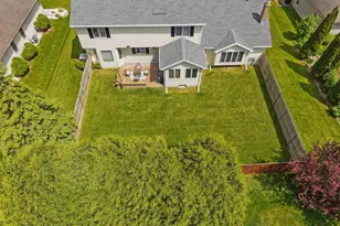 1079 Grassy Plains Dr, Neenah, WI 54956 - Photo 63