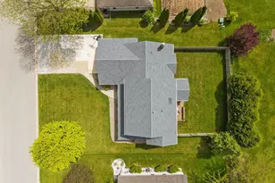 1079 Grassy Plains Dr, Neenah, WI 54956 - Photo 61