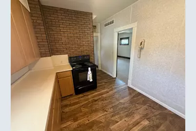 27 E 14th Street, Clintonville, WI 54929 - Photo 9