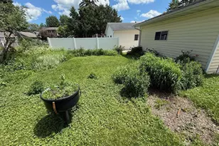 27 E 14th St, Clintonville, WI 54929 - Photo 31