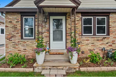 968 Hickory Hill Drive, Green Bay, WI 54304 - Photo 3