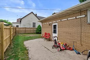 1201 S 19th St, Manitowoc, WI 54220 - Photo 21