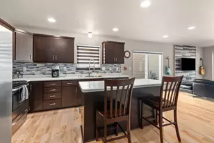 312 N Van Buren St, Green Bay, WI 54301 - Photo 13