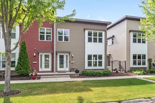 312 N Van Buren St, Green Bay, WI 54301 - Photo 3