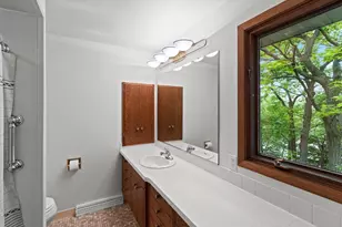 1511 N Briarcliff Dr, Appleton, WI 54915 - Photo 21