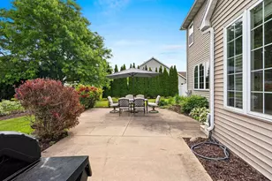 821 McCastlen St, Green Bay, WI 54301 - Photo 39