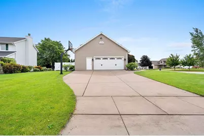 821 McCastlen Street, Green Bay, WI 54301 - Photo 5