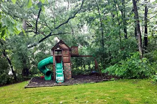 8411 Ridgeview Ct, Larsen, WI 54947 - Photo 7