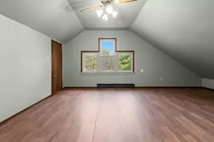 579 Oak St, Neenah, WI 54956 - Photo 23
