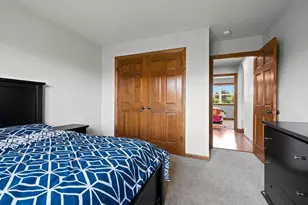 2143 W Melcorn Cir, De Pere, WI 54115 - Photo 23