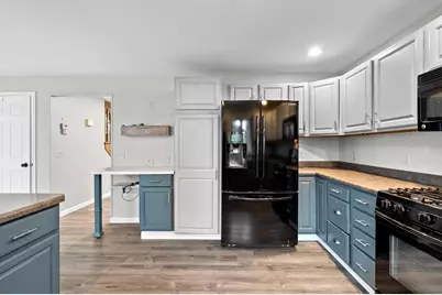1023 W Ridgeview Drive, Appleton, WI 54914 - Photo 13