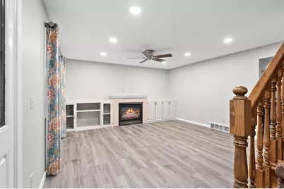 1023 W Ridgeview Drive, Appleton, WI 54914 - Photo 5