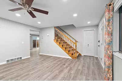 1023 W Ridgeview Drive, Appleton, WI 54914 - Photo 7