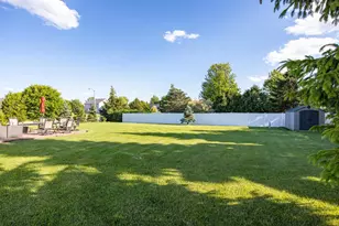1304 Whitetail Dr, Neenah, WI 54956 - Photo 43