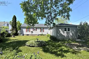 1709 18th Ave, Menominee, MI 49858 - Photo 43