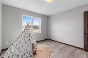 2650 Lawrence Ln, Neenah, WI 54956 - Photo 25