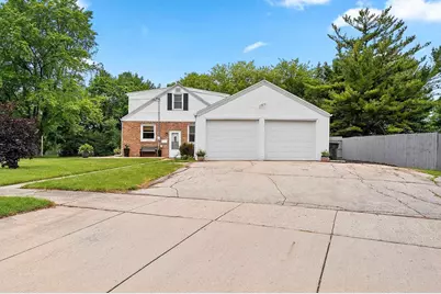811 Jordan Road, De Pere, WI 54115 - Photo 5