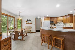 2936 Blue Moon Dr, Green Bay, WI 54311 - Photo 15