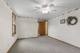 2936 Blue Moon Dr, Green Bay, WI 54311 - Photo 37