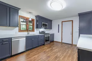 N1970 Evergreen Ln, Waupaca, WI 54981 - Photo 9
