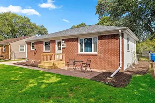 1225 Redwood Dr, Green Bay, WI 54304 - Photo 39