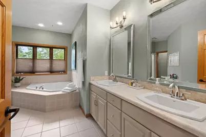 45 Bellevue Place, Appleton, WI 54913 - Photo 23