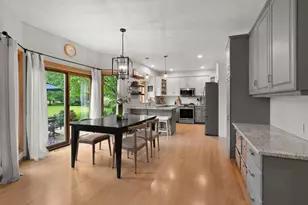 45 Bellevue Pl, Appleton, WI 54913 - Photo 9