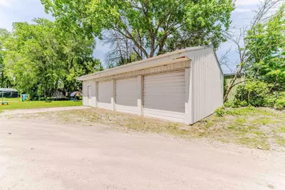 526 W 11th Avenue, Oshkosh, WI 54902 - Photo 25