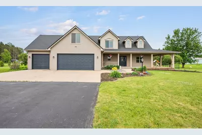 8120 Challenger Drive, Neenah, WI 54956 - Photo 1