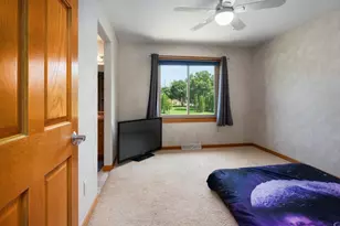 8120 Challenger Dr, Neenah, WI 54956 - Photo 37