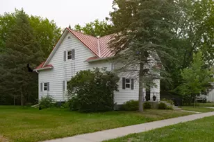 215 N Oxford St, Wautoma, WI 54982 - Photo 39