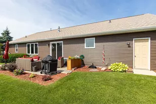 N2290 Holy Hill Dr, Greenville, WI 54942 - Photo 5