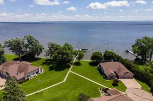 935 Brighton Dr, Menasha, WI 54952 - Photo 69
