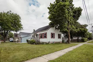 315 McKinley St, Waupun, WI 53963 - Photo 3