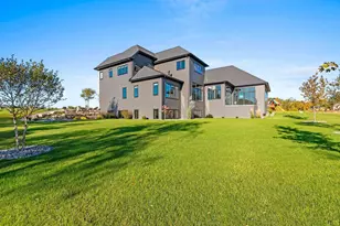2011 Labyrinth Ln, De Pere, WI 54115 - Photo 81