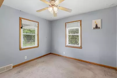 2514 W Ramsey Avenue, Milwaukee, WI 53221 - Photo 9