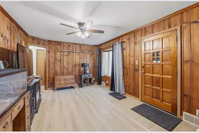 2514 W Ramsey Avenue, Milwaukee, WI 53221 - Photo 7