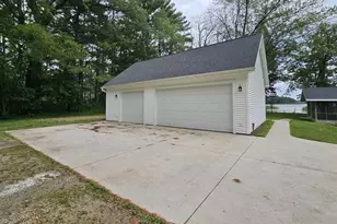 E5897 N Shore Rd, Weyauwega, WI 54983 - Photo 3