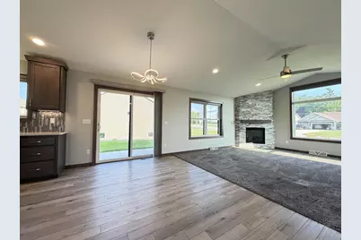 710 Westhill Drive, Green Bay, WI 54313 - Photo 7
