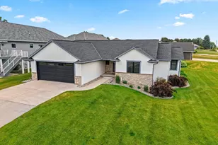 710 Westhill Dr, Green Bay, WI 54313 - Photo 3