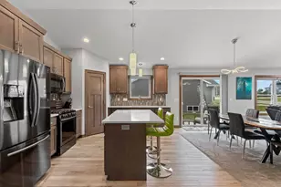 710 Westhill Dr, Green Bay, WI 54313 - Photo 7