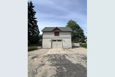 713 E Lake Street, Waupaca, WI 54981 - Photo 5