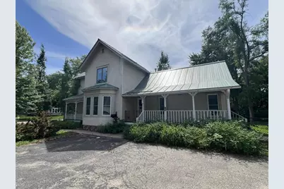 713 E Lake Street, Waupaca, WI 54981 - Photo 1