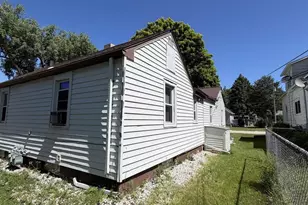 1128 St George St, Green Bay, WI 54302 - Photo 3