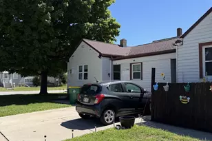 1128 St George St, Green Bay, WI 54302 - Photo 5