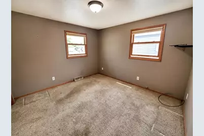 1682 Debra Lane, Green Bay, WI 54302 - Photo 7