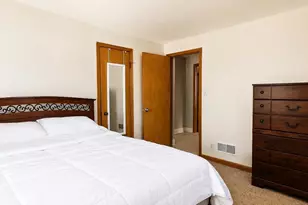 513 E Fremont St, Appleton, WI 54915 - Photo 5