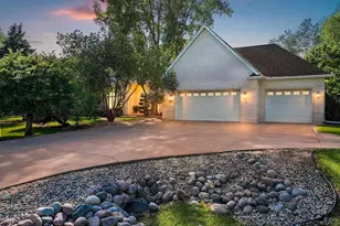 4571 Algonquin Trail, Green Bay, WI 54313 - Photo 1