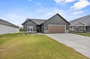 3141 Lazy Oak Ct, Green Bay, WI 54311 - Photo 1