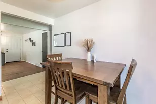 527 E Wilson Ave, Appleton, WI 54915 - Photo 9